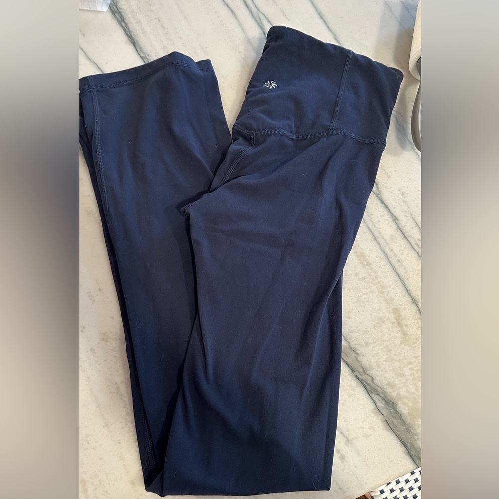 Athleta Navy Elation Straight Leg Pant size XS